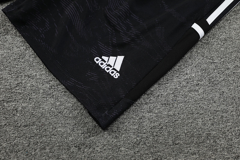 Short Treino - Juventus 23/24 - Preto Branco - Adidas